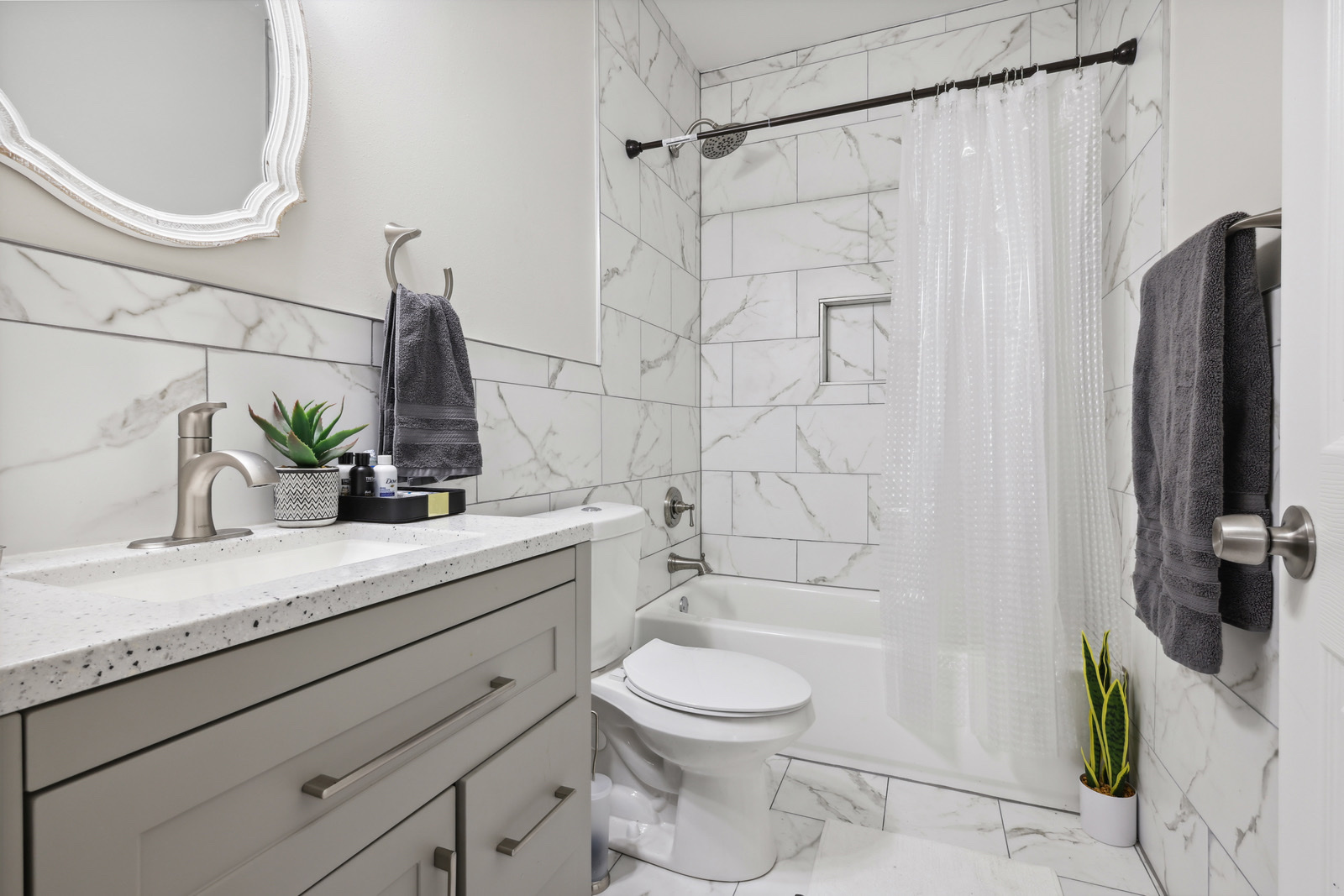 Bathroom shower thumbnail