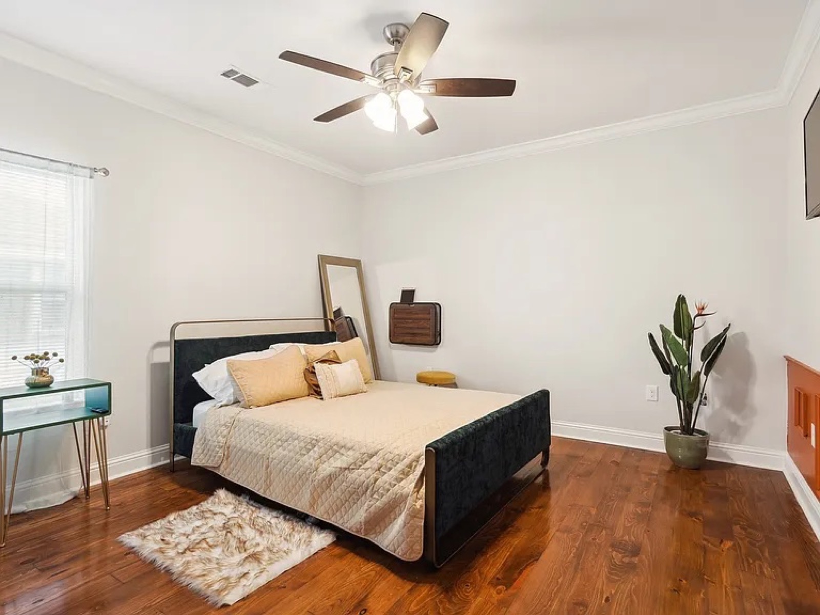Bedroom thumbnail