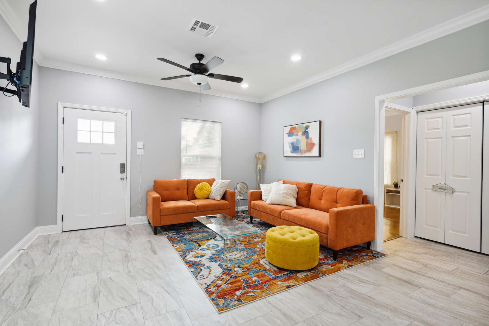 Furnished living room thumbnail