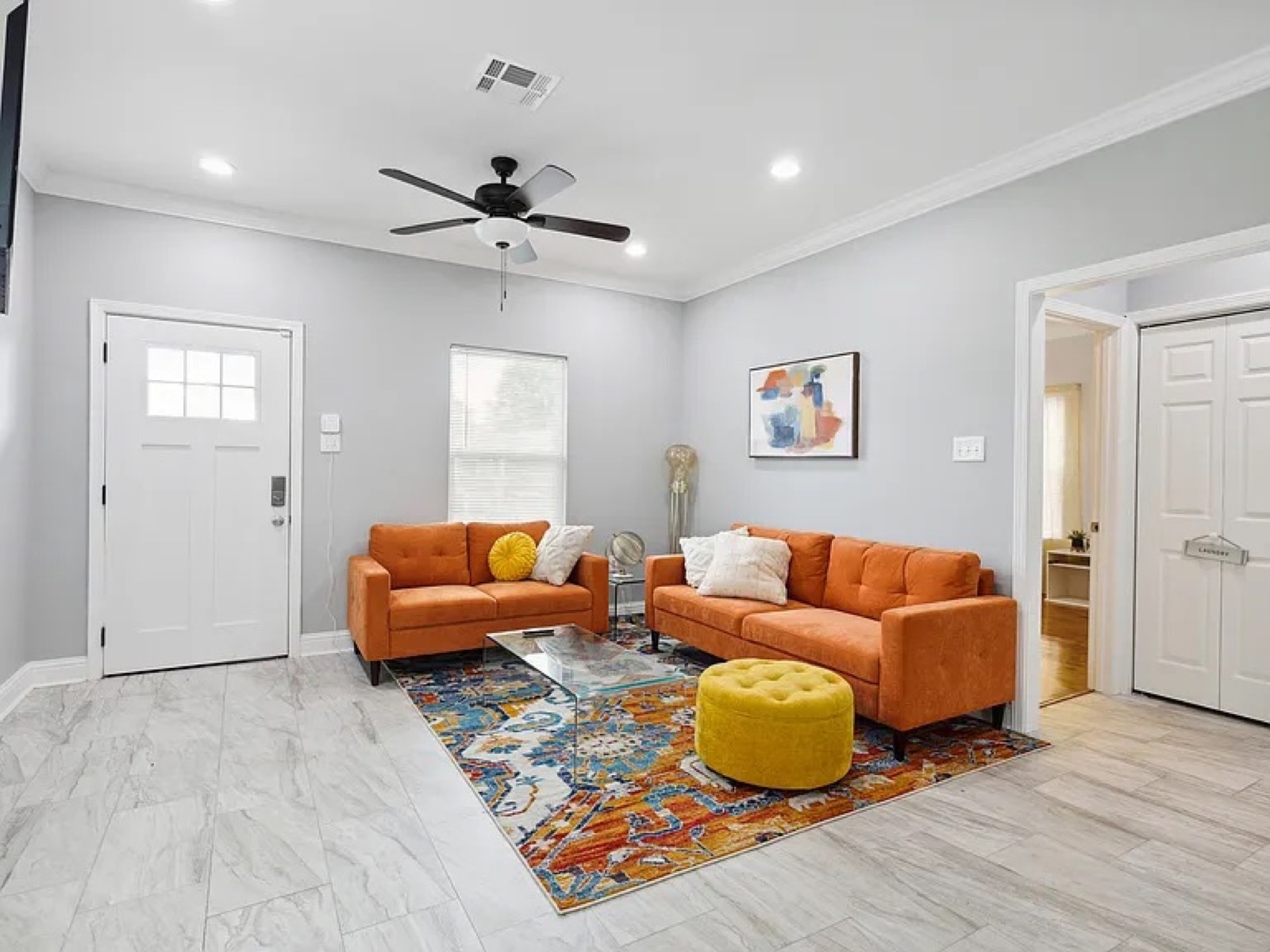 Living room thumbnail